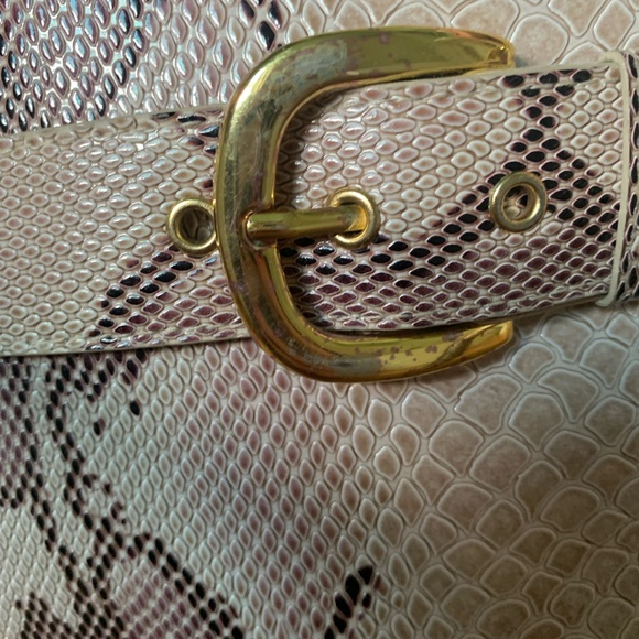 Women’s large Joan River’s snakeskin patterned bag - Picture 7 of 14